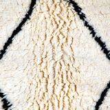 Moroccan Berber carpet Beni Ouarain with black diamonds 210 x 160 cm