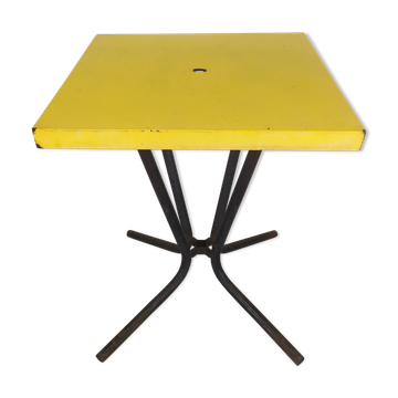 Table bistrot jardin