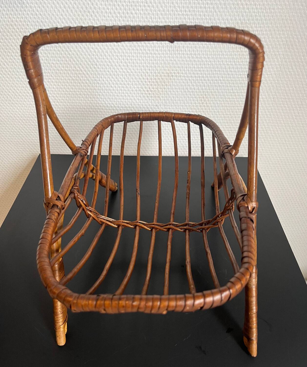 Vintage wicker basket