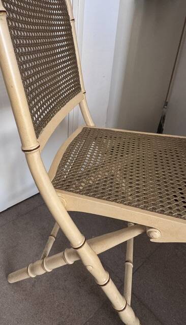 Lot of 4 folding chairs
