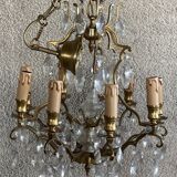 Pair of chandeliers with pendant