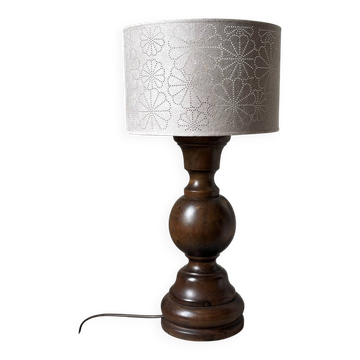 Lampe en bois tourné