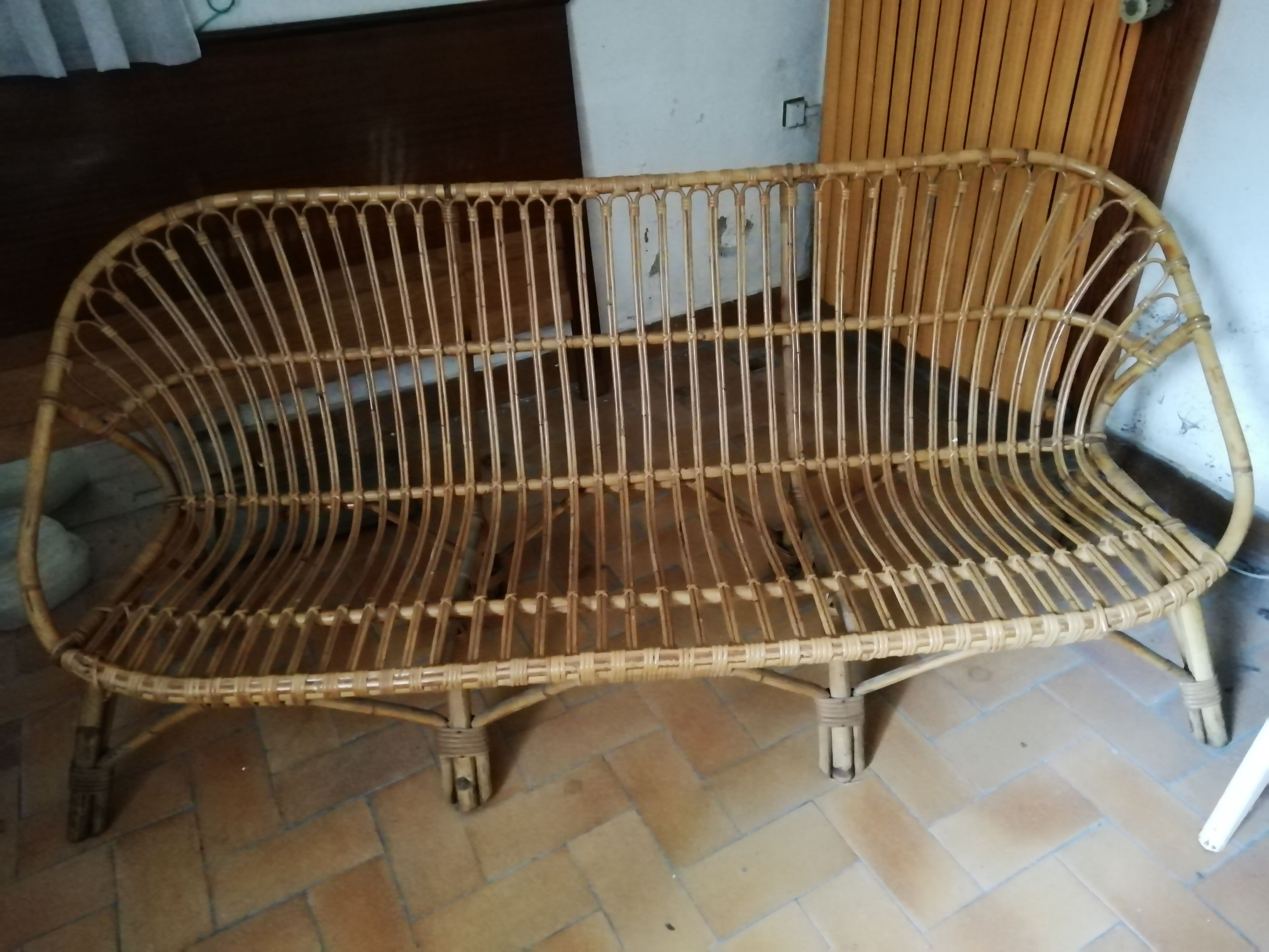 2/3-seater vintage rattan sofa