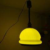 Lampe suspendue en verre nervuré jaune des années 1970