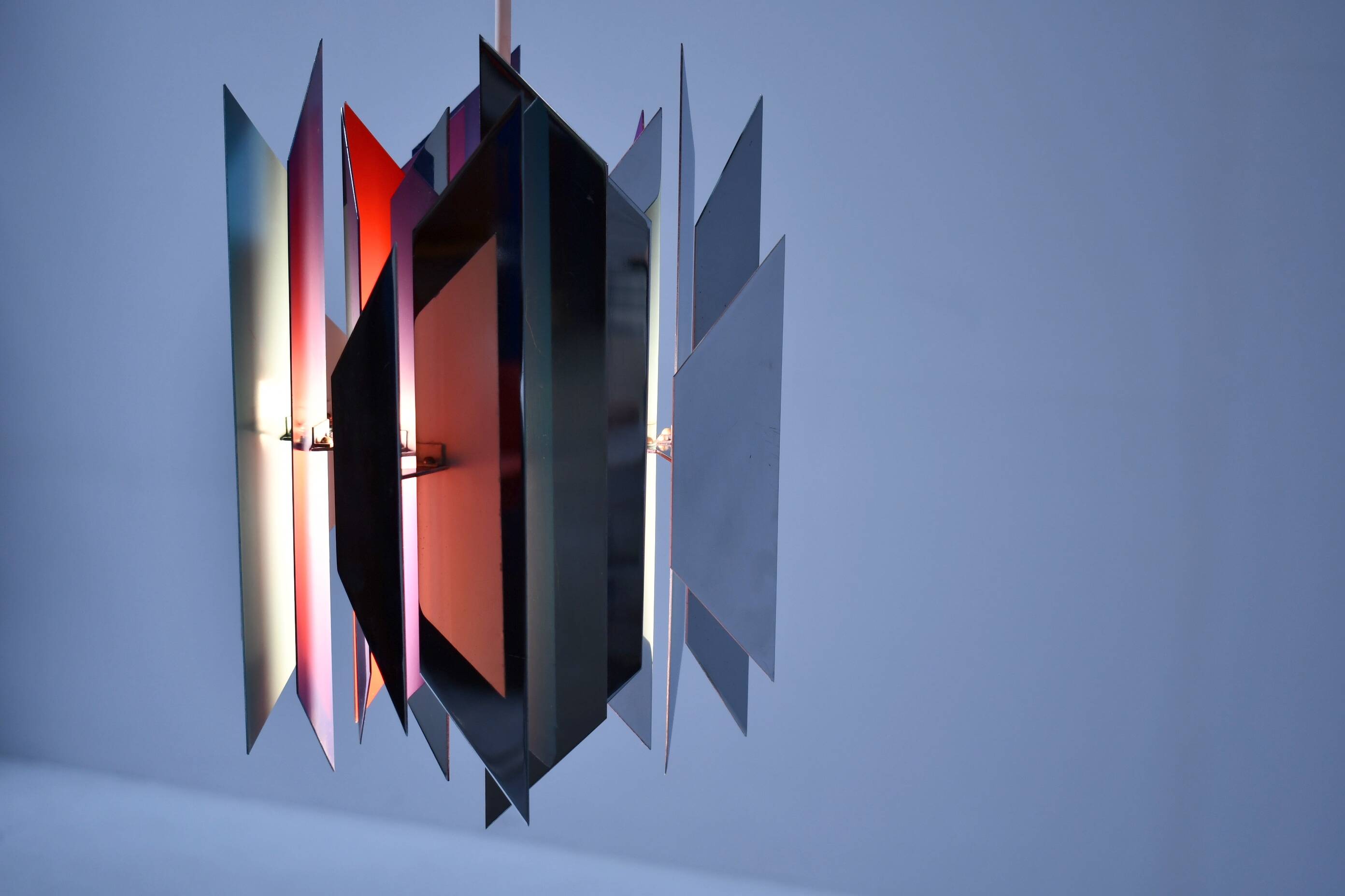 Tivoli Divan-2 Pendant. Simon Henningsen for Lyfa, 1962. (brs)