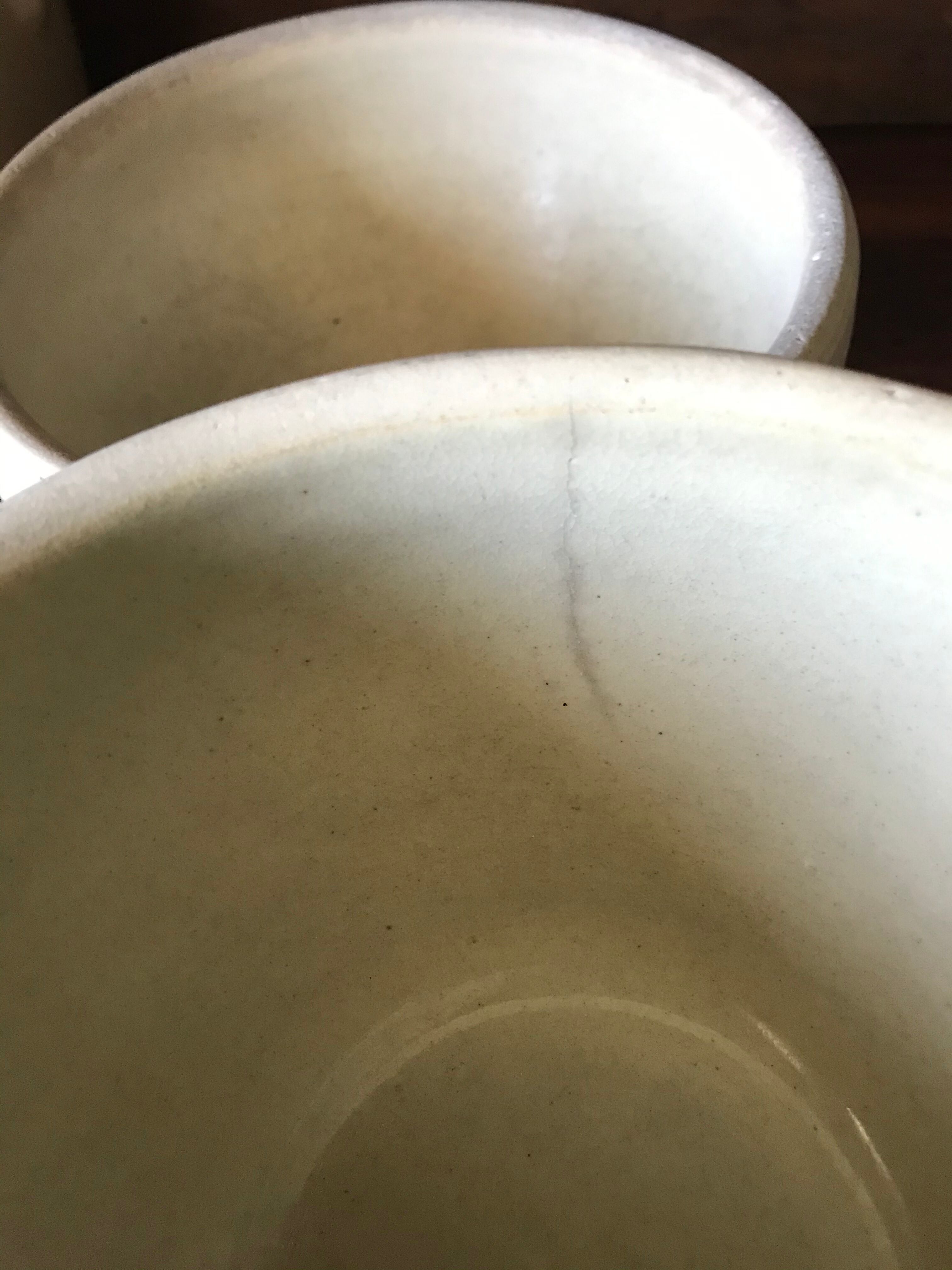 3 enamelled sandstone bowls 17cm