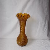 Vase en verre jaune