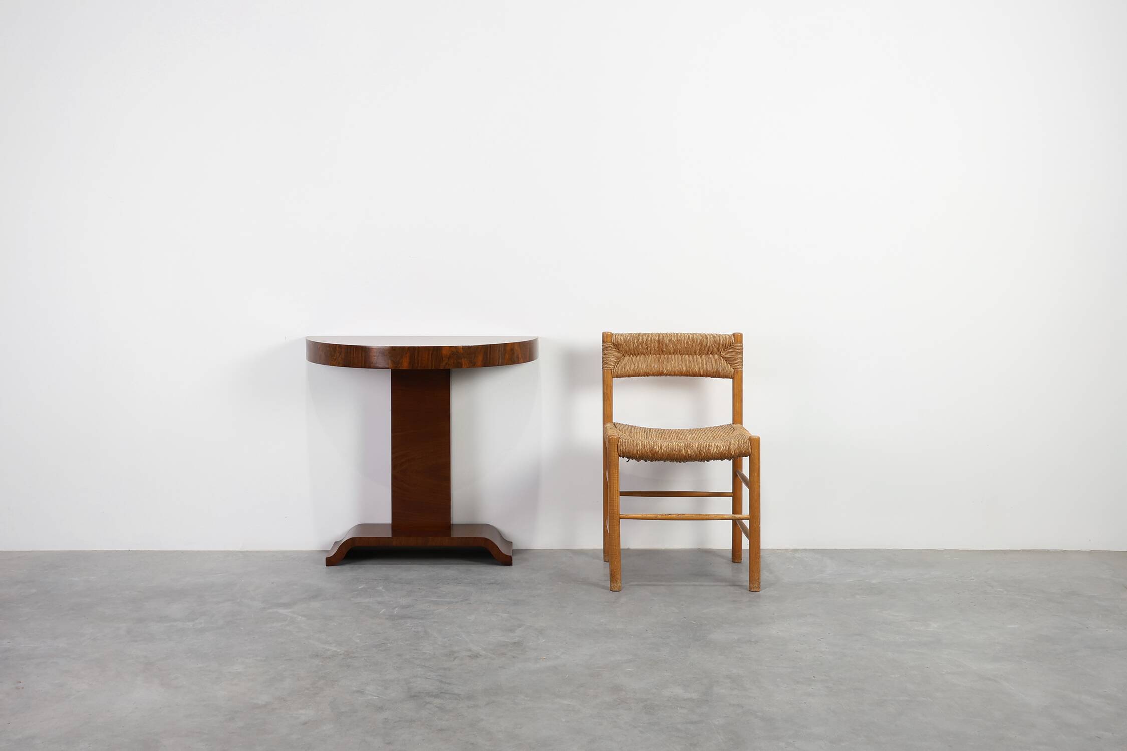Art Deco Console Table in Walnut Veneer, France 1920s