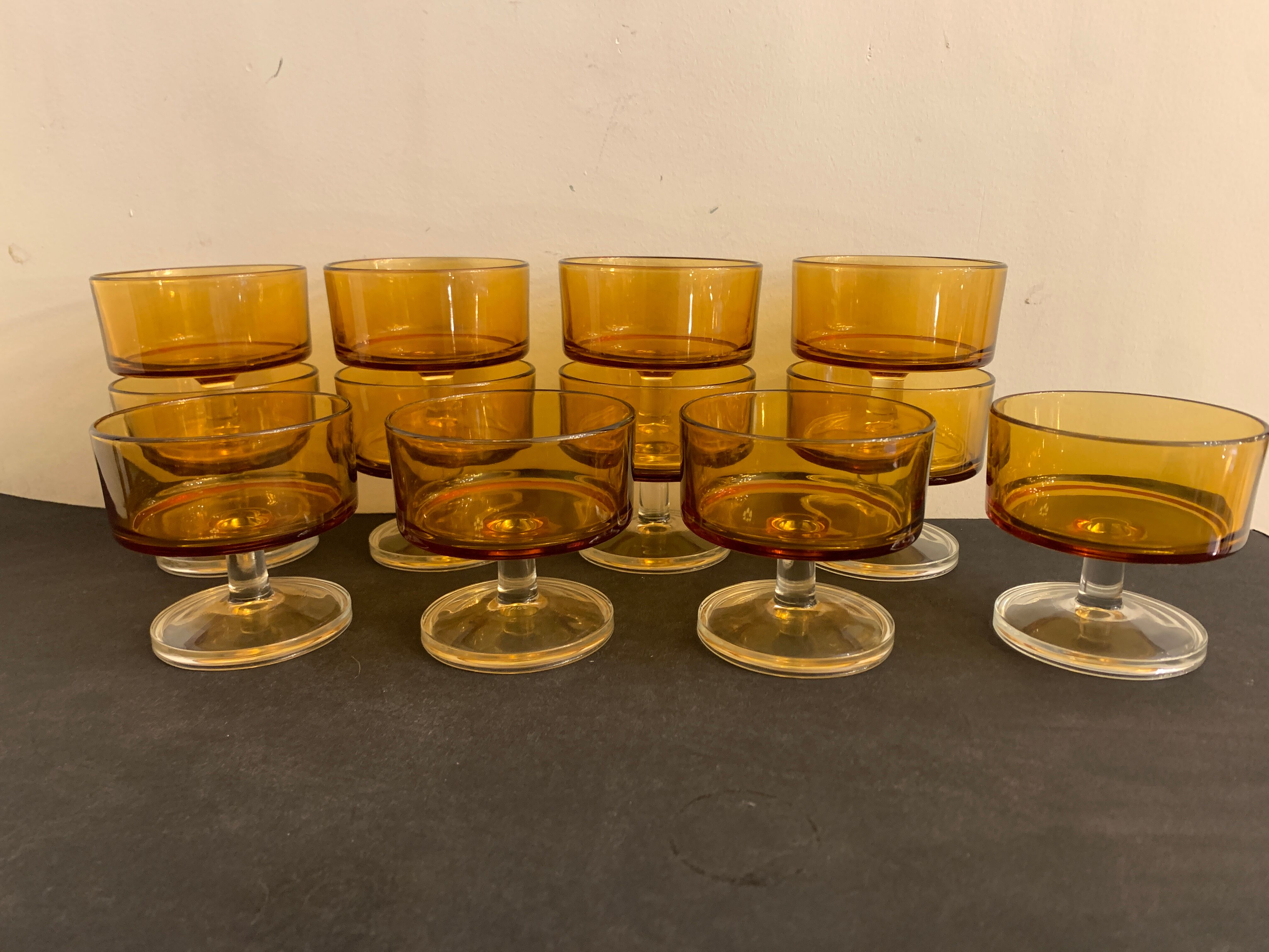 12 Luminarc cups in orange glass, France, 1970