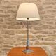 Lampe néoclassique en métal chromé