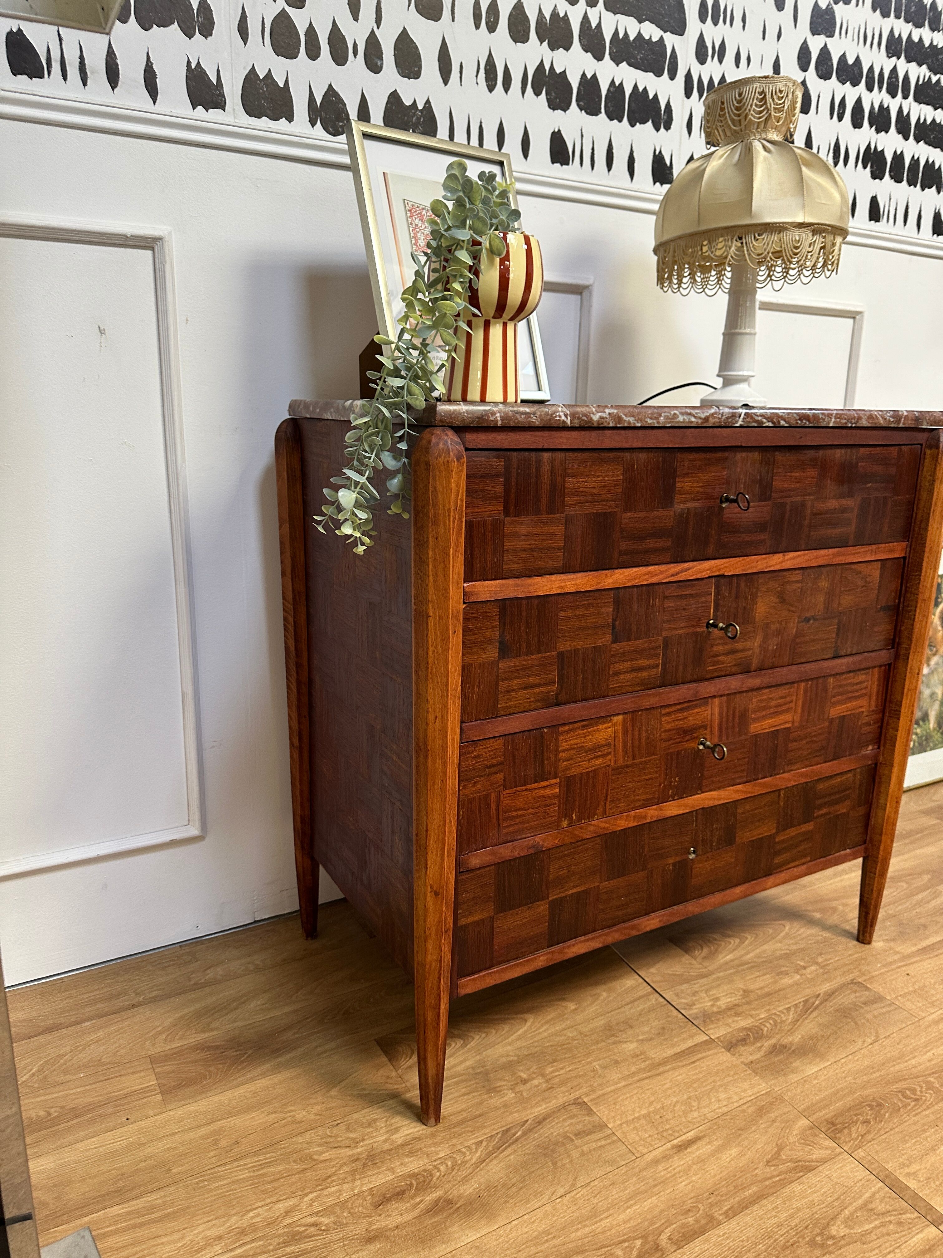Commode vintage plateau marbre rouge
