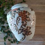 Water green vase with floral pattern