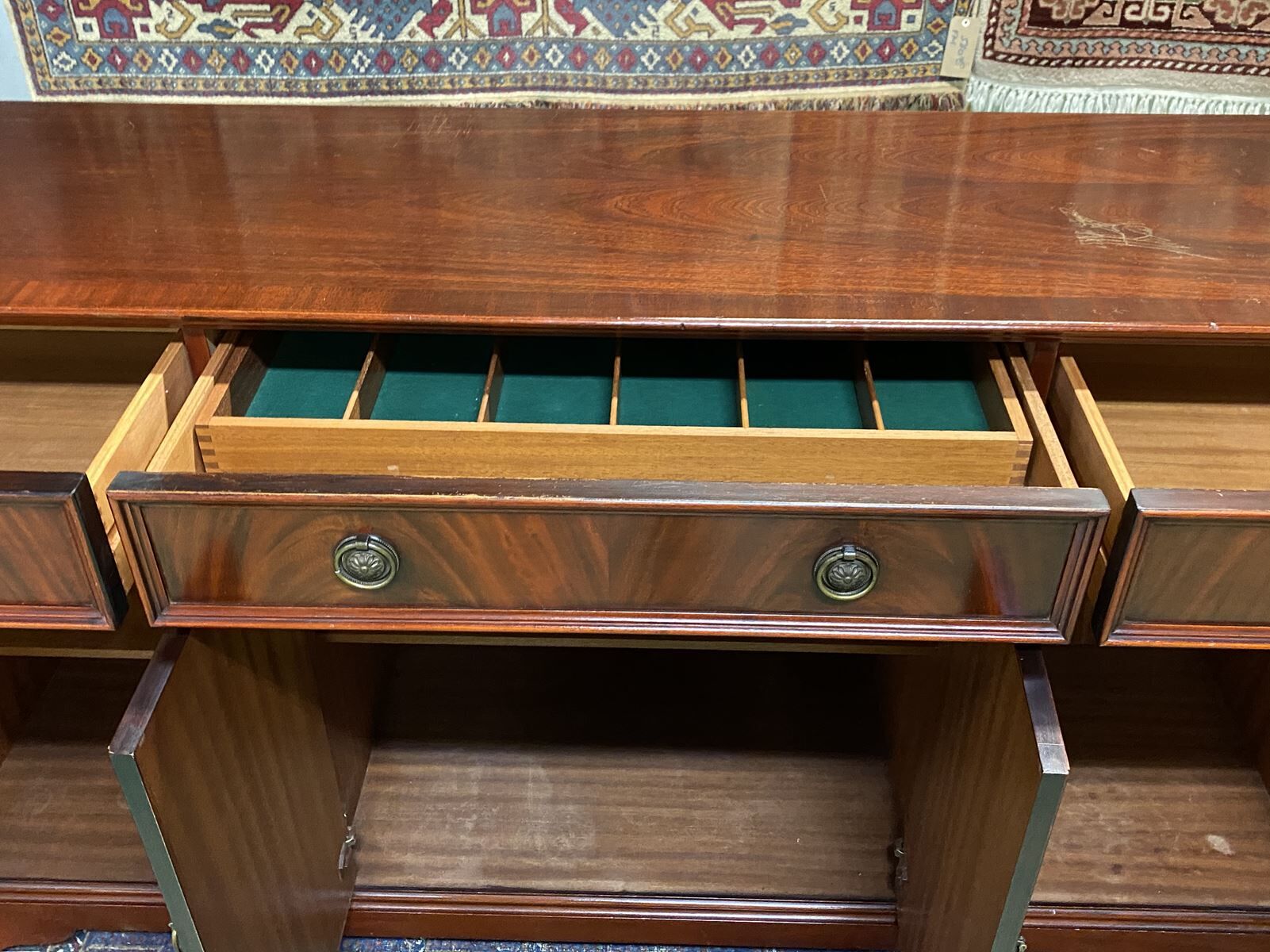 English mahogany line - 50s