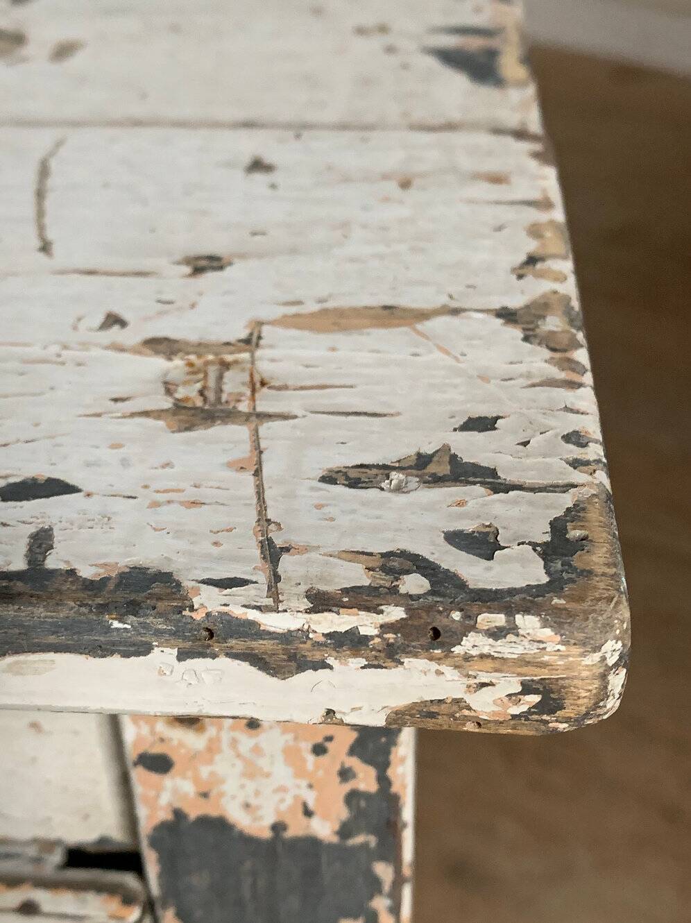 Vintage patinated Parisian chest of drawers