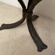 Paire de tables d’appoint brutalistes, acier et céramique, 1970