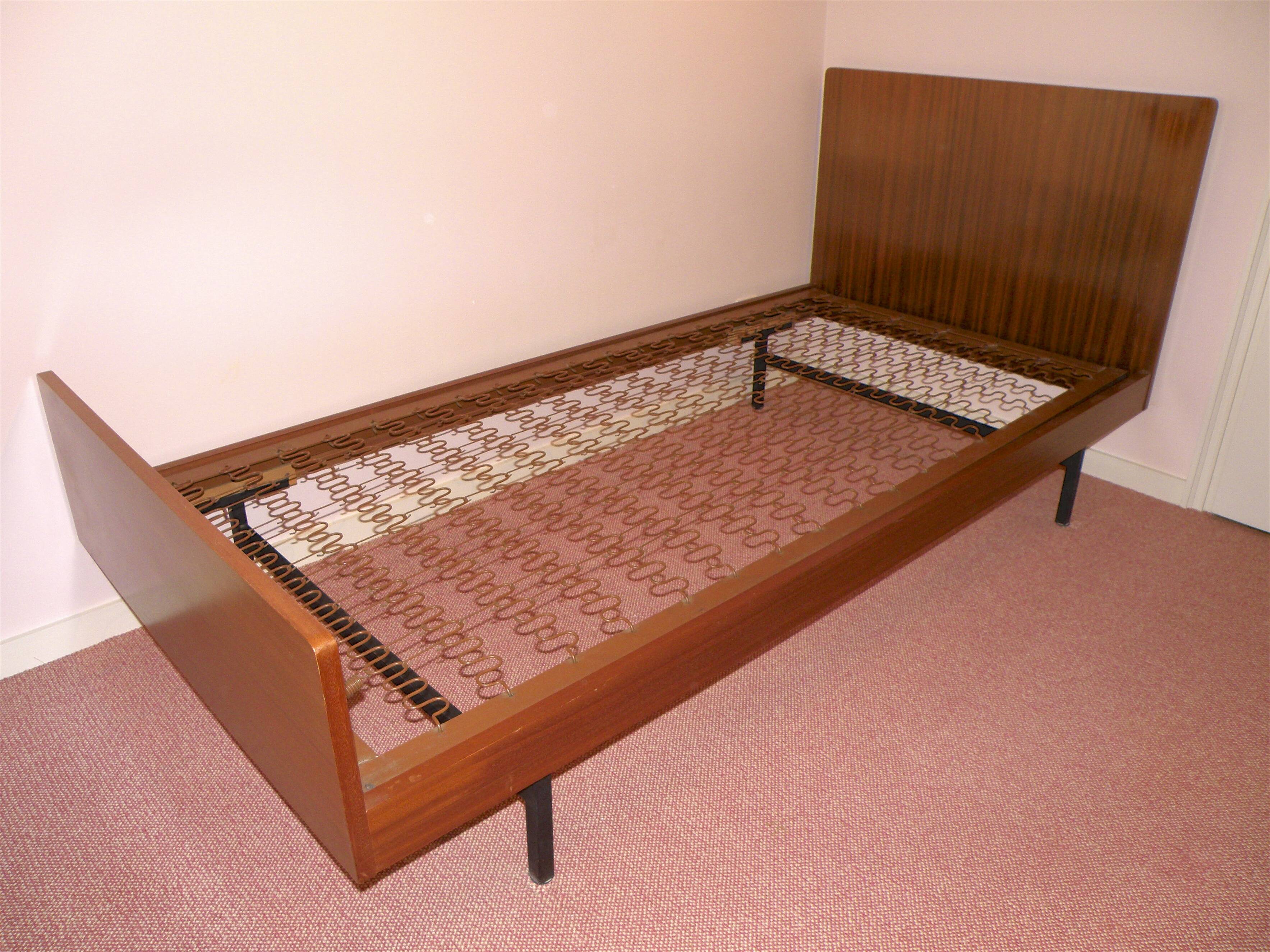 Bed + box spring for 1 person 90 x 190 from ARP Minvielle edition in mahogany