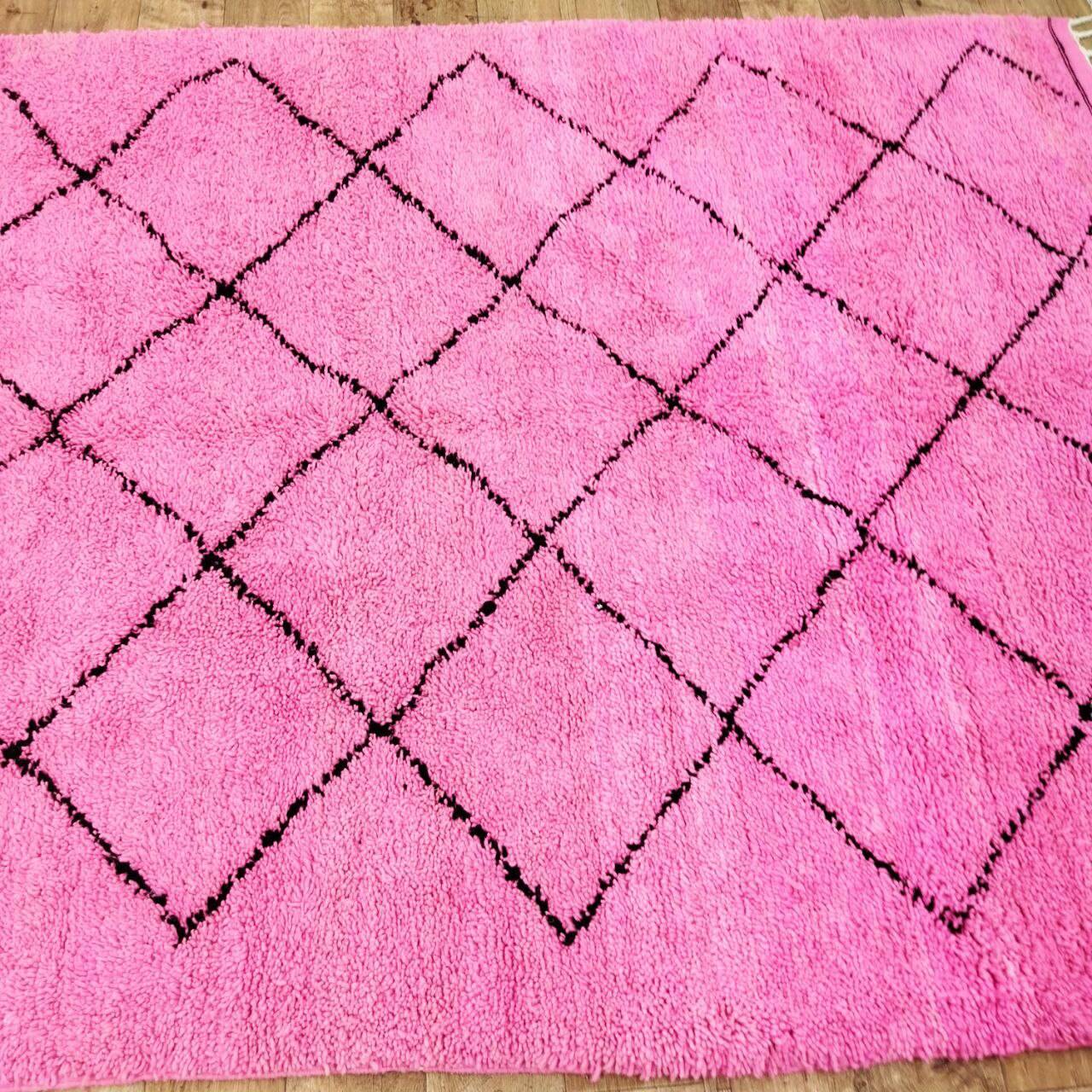 Azilal Berber rug in handmade wool 300 X 190 CM