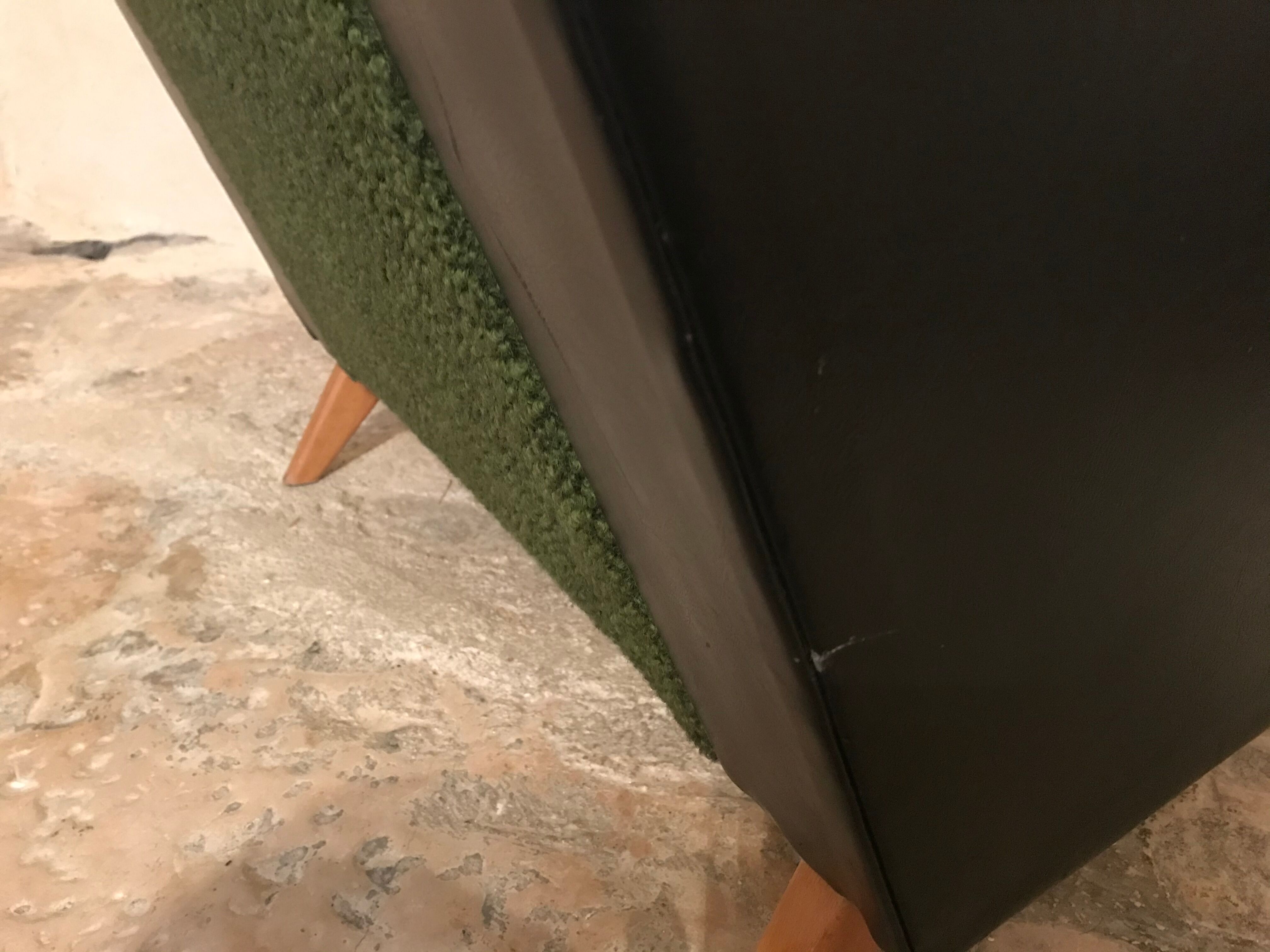 Vintage chair foot compass wool and skai