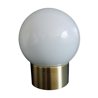 Lampe boule vintage laiton et opaline