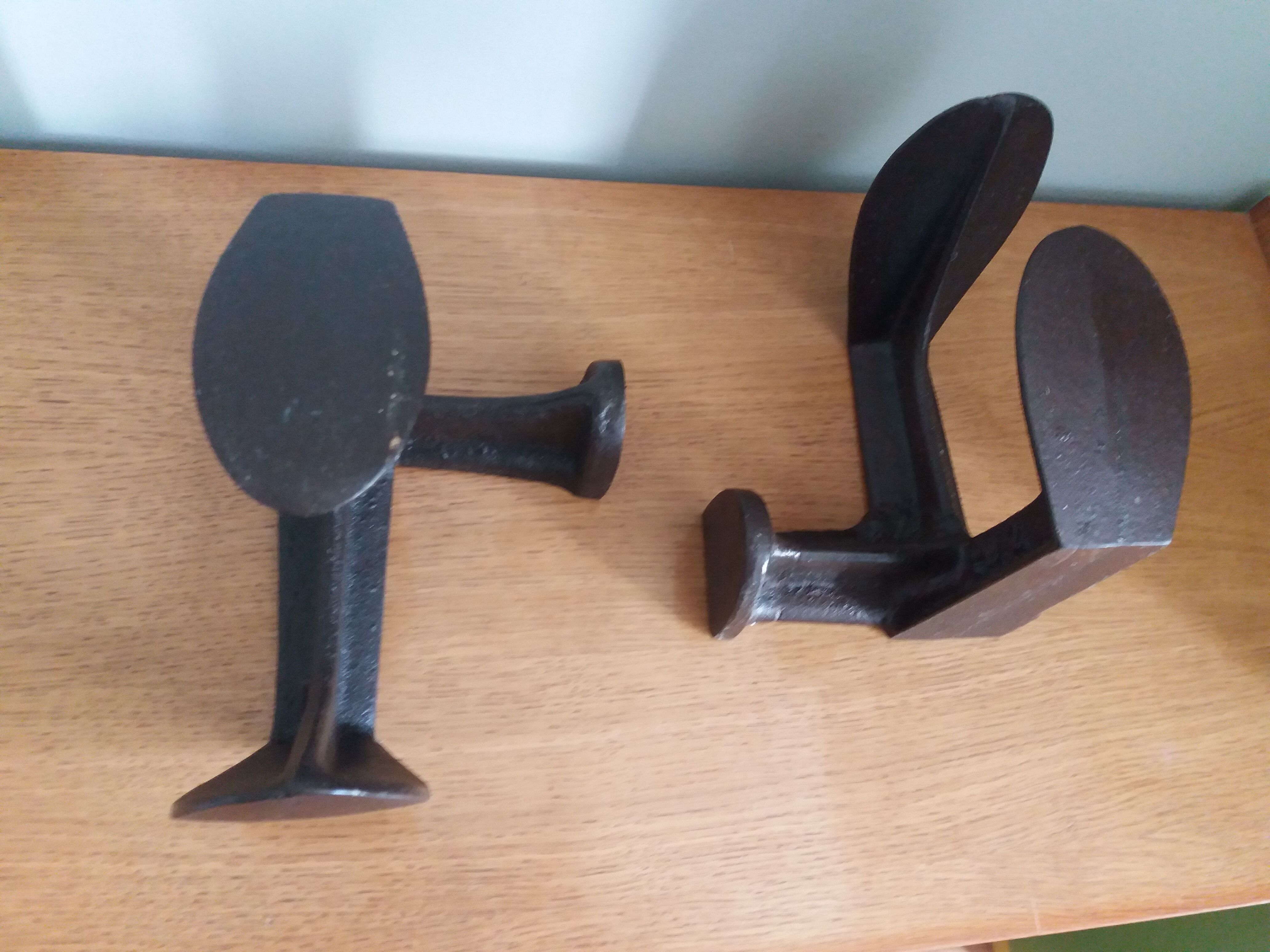 Industrial style bookends shoe shape