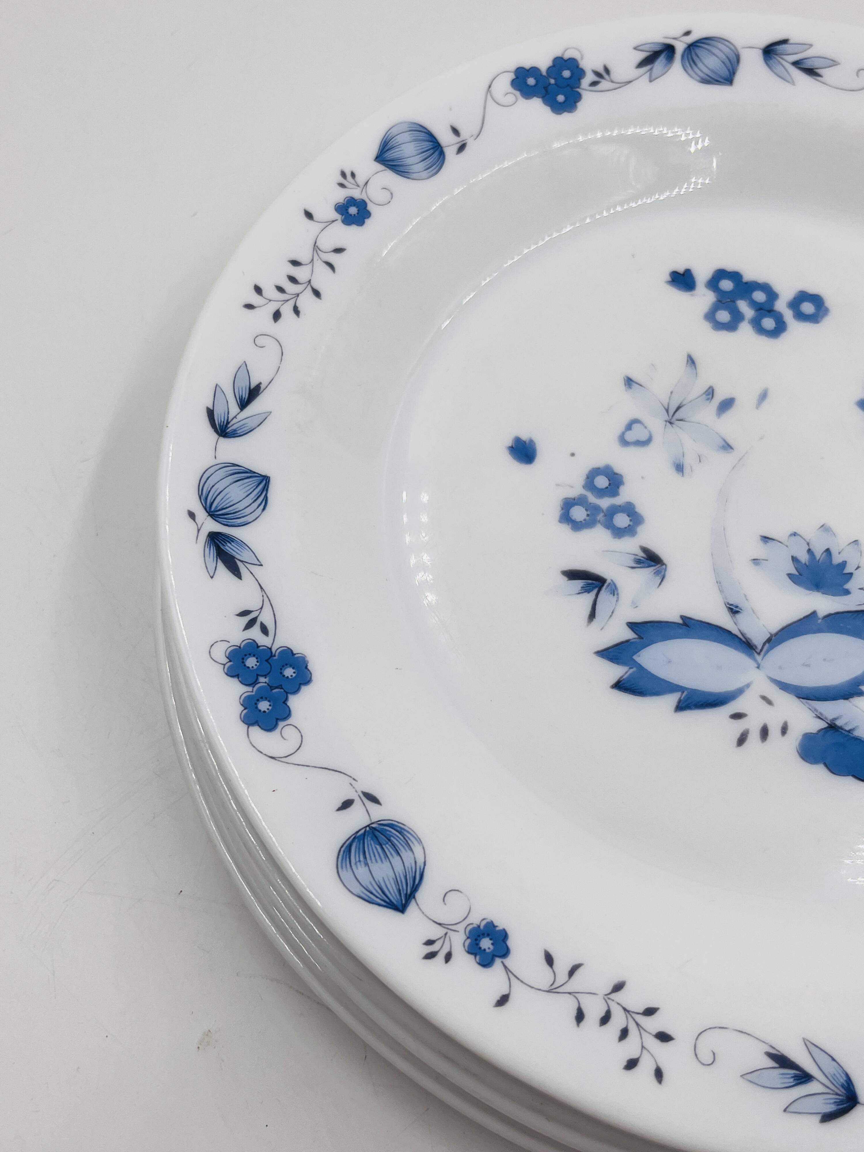 Set of 8 plates, model: Aster
