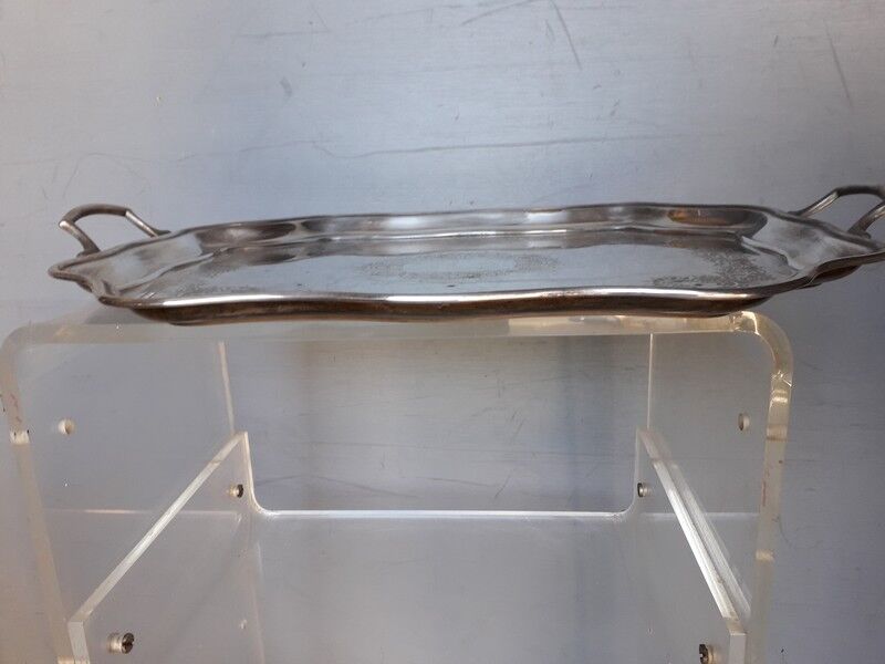 Tray in silver metal