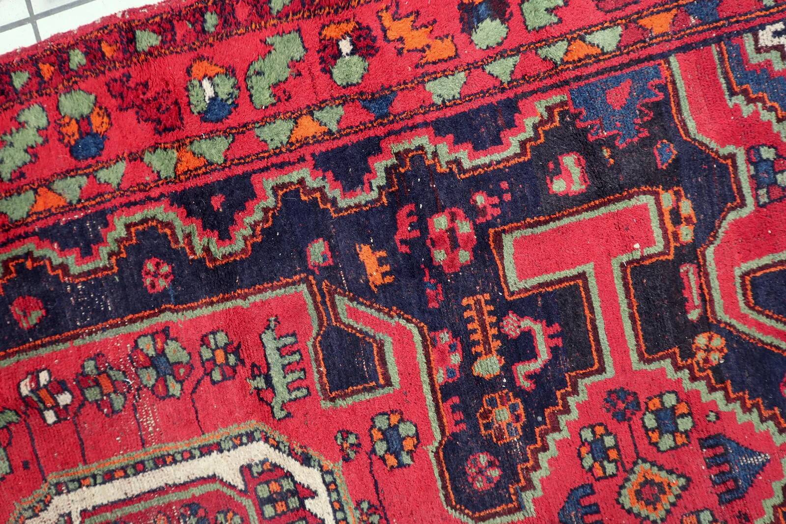 Antique 1930s Persian Hamadan rug 160cm x 241cm