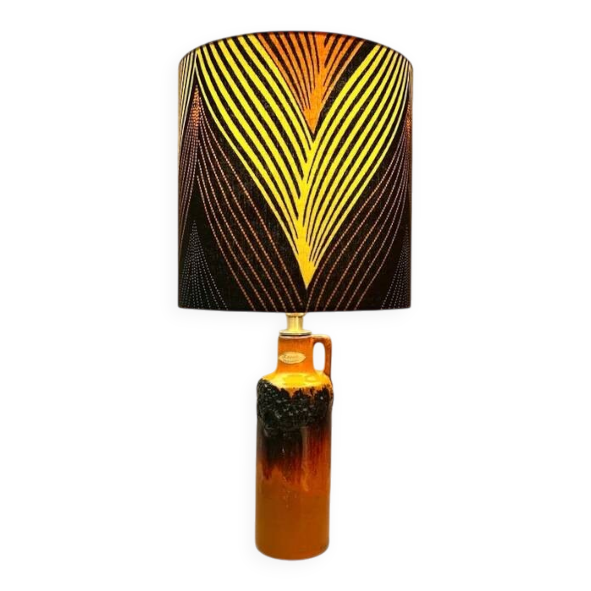 Wireless vase lamp upcycled from a handle vase by Kreutz Ceramics.