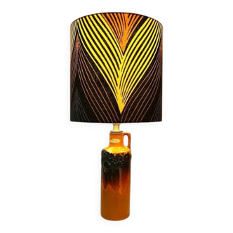 Wireless vase lamp upcycled from a handle vase by Kreutz Ceramics.