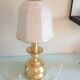 Lampe en laiton brossé et abat jour en laine  ecru  vintage années 70