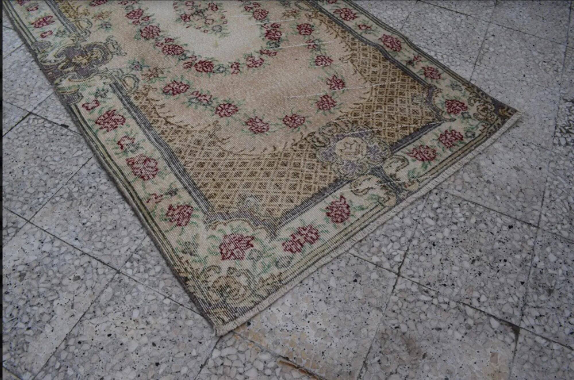 Vintage Turkish Oushak rug 114x212 cm