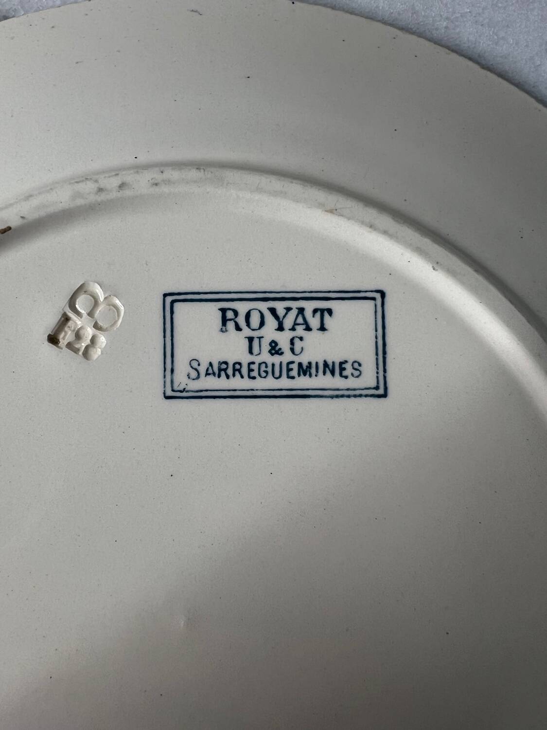 Royat Sarreguemines Terre de Fer flat plate