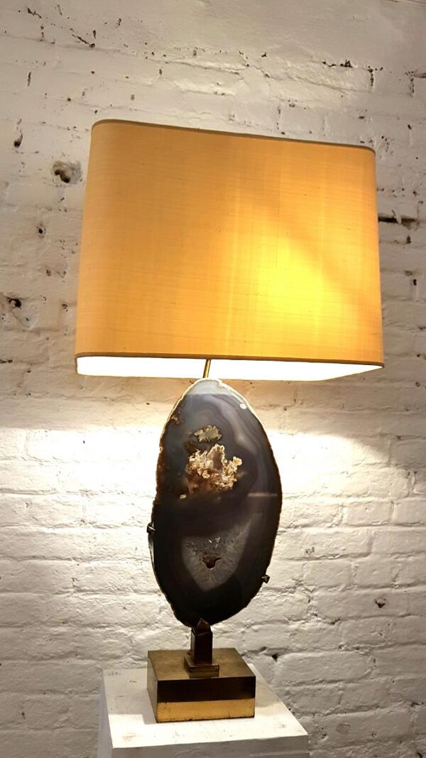 Lampe de bureau en laiton doré et agathe par Willy Daro 1980s