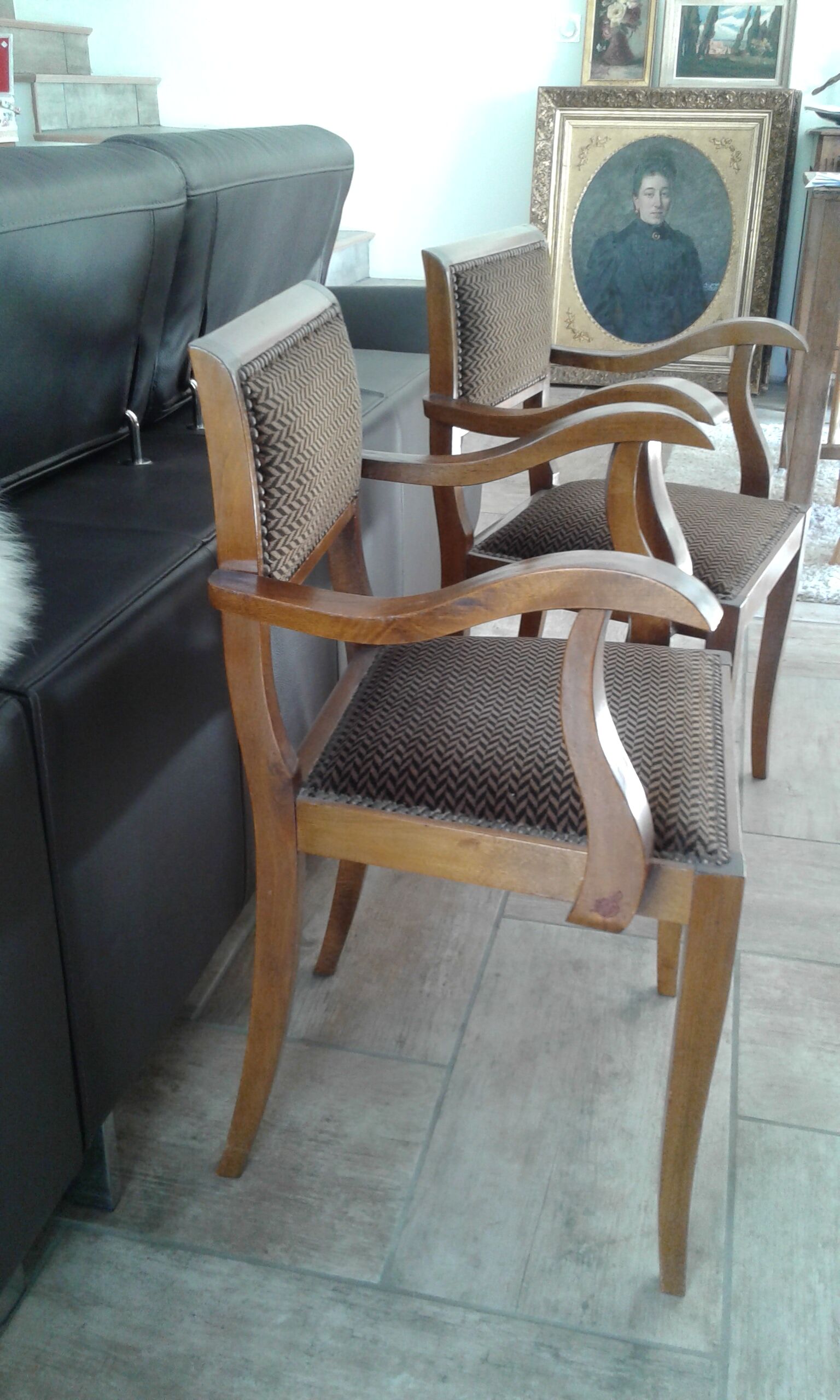 Pair Chair bridge.  Chocolate and beige velvet. Year 30