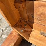 Collapsible farm table