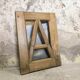 Cadre en bois vintage lettre A