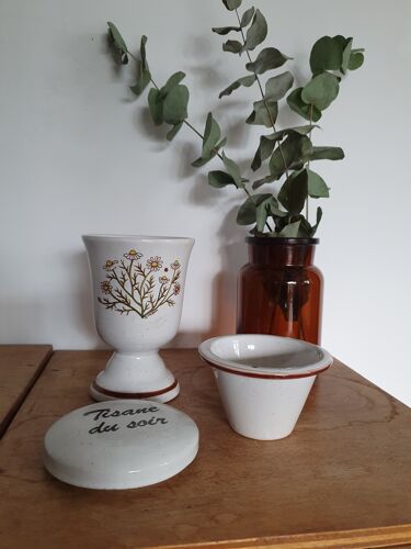 Herbal tea cup
