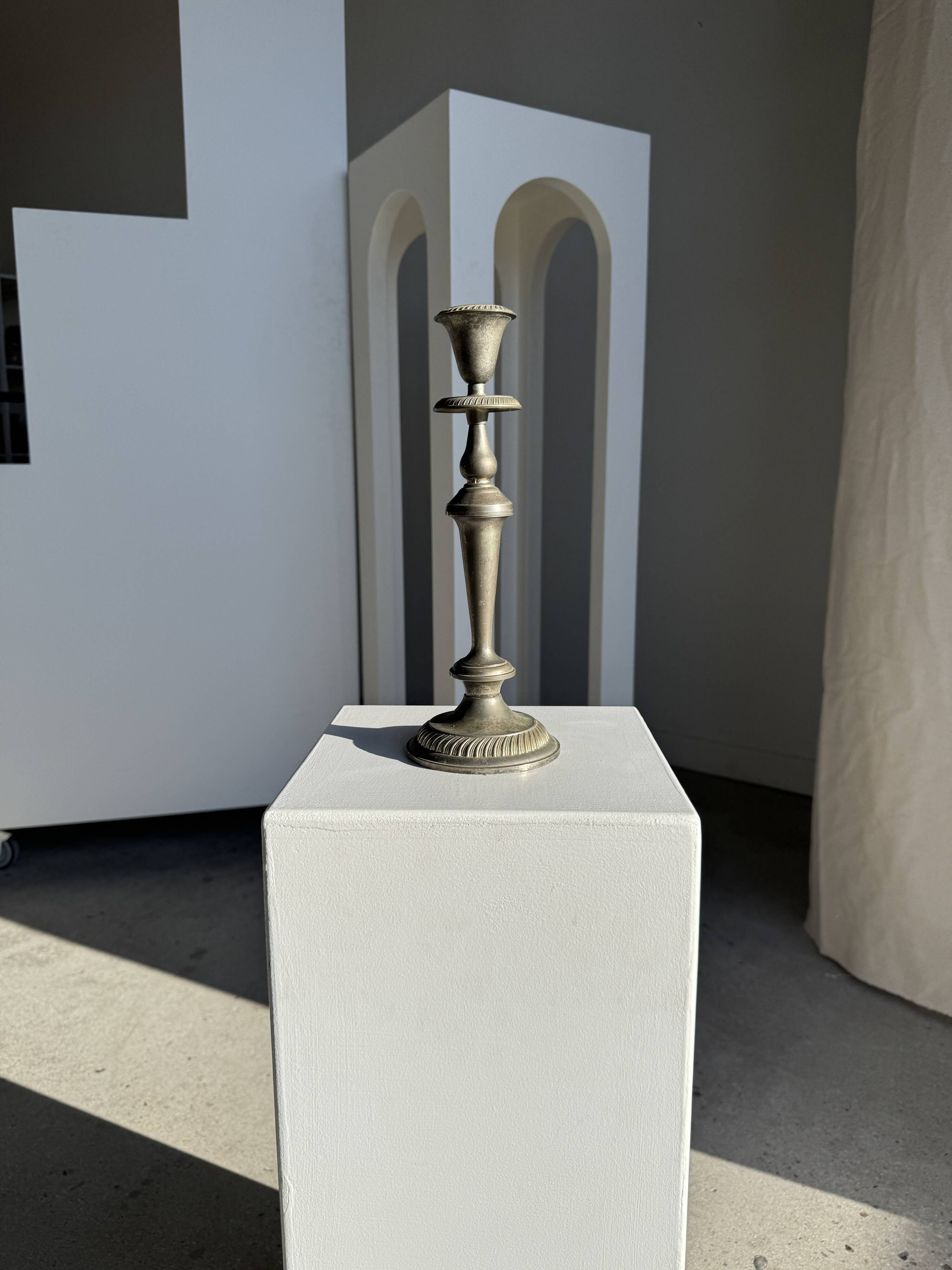 Large antique silver-plated candlestick H29 D10.5