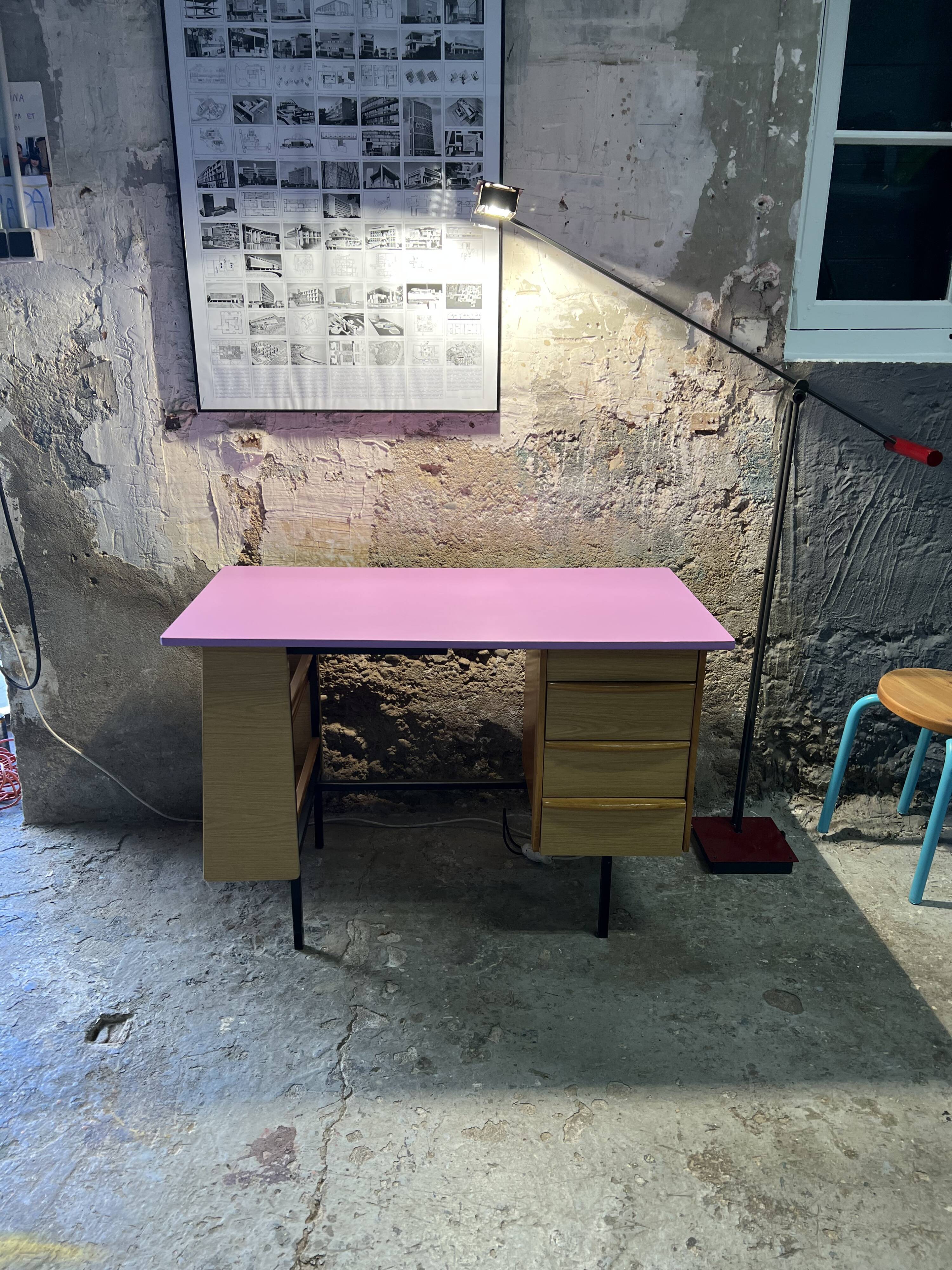 Modernist office in formica