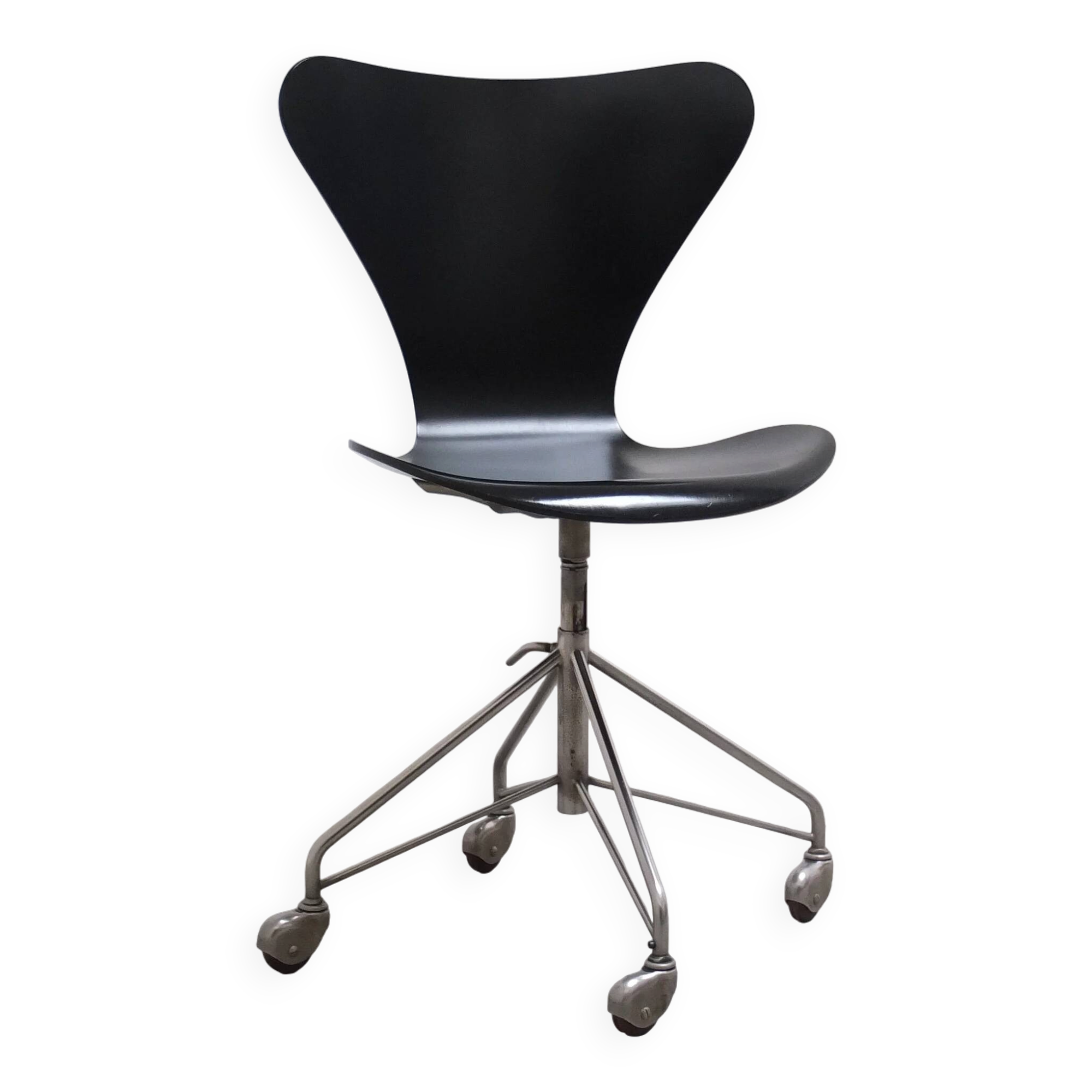 1st edition '3117' swivel desk chair by Arne Jacobsen for Fritz Hansen, 1955