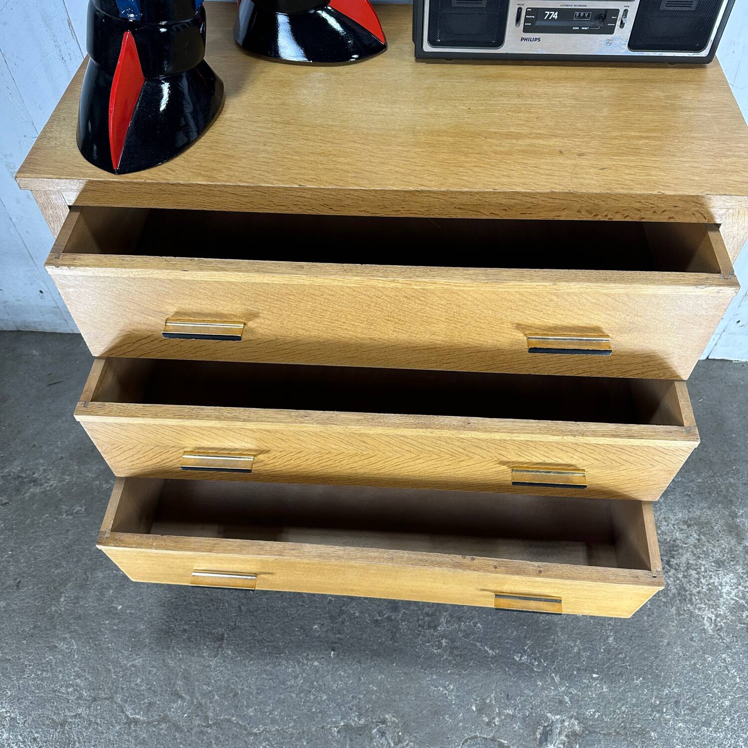 Vintage chest of drawers