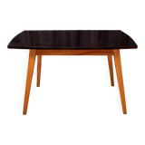 Type 1326 table designed by Stanisław Lejkowskie and Wacław Leśniewski, Poland, 1962