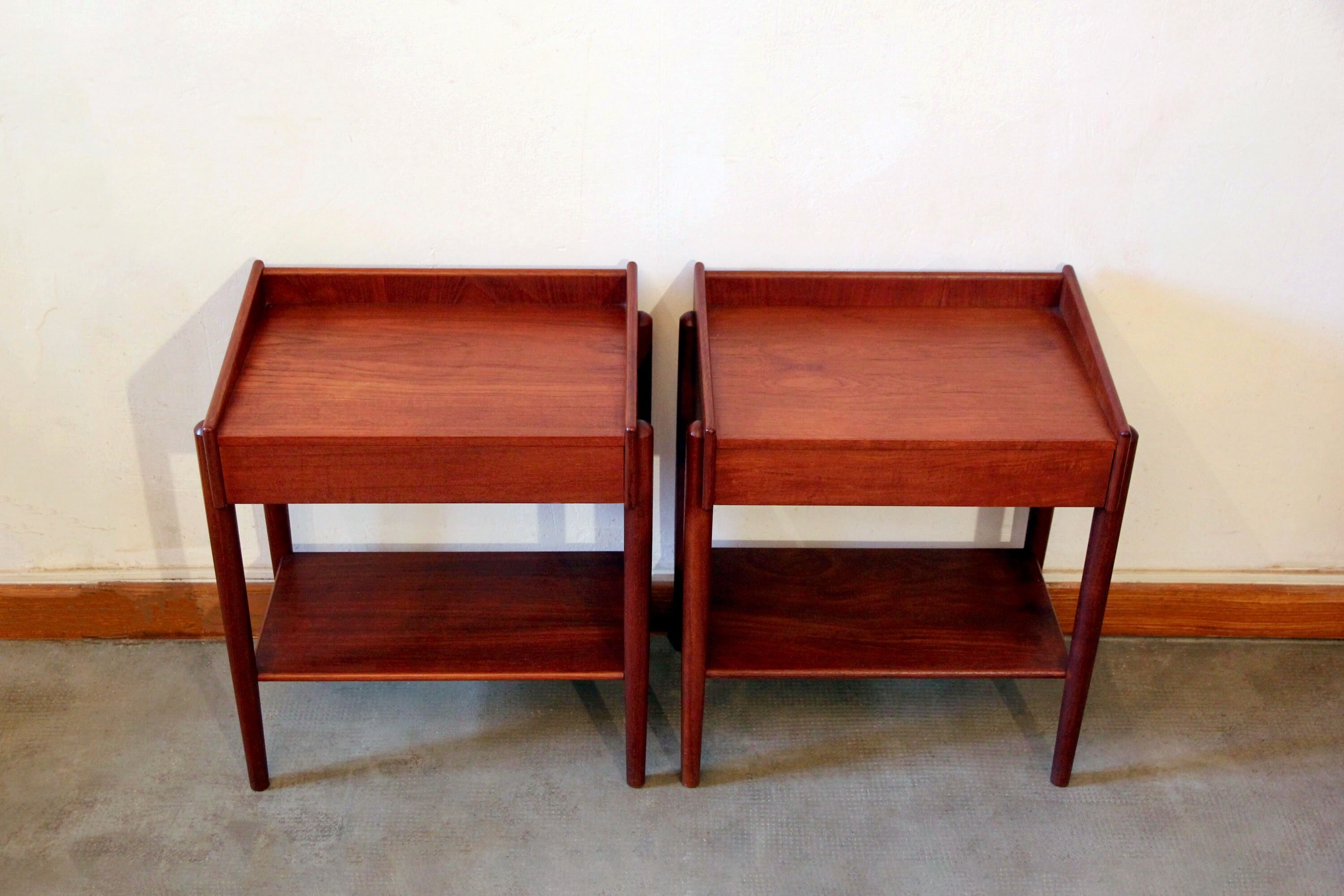 Teak bedside tables model 148 by Borge Mogensen, for Søborg Møbler