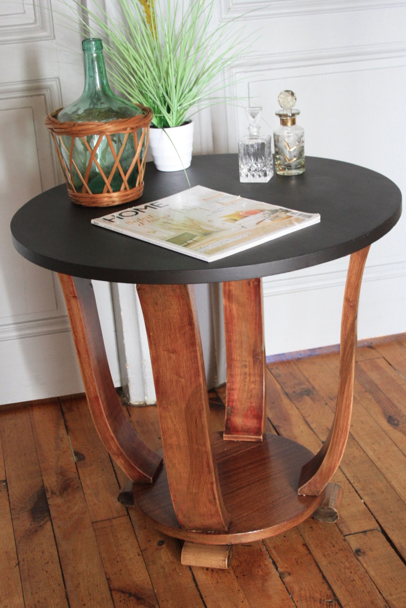Table in wood art deco