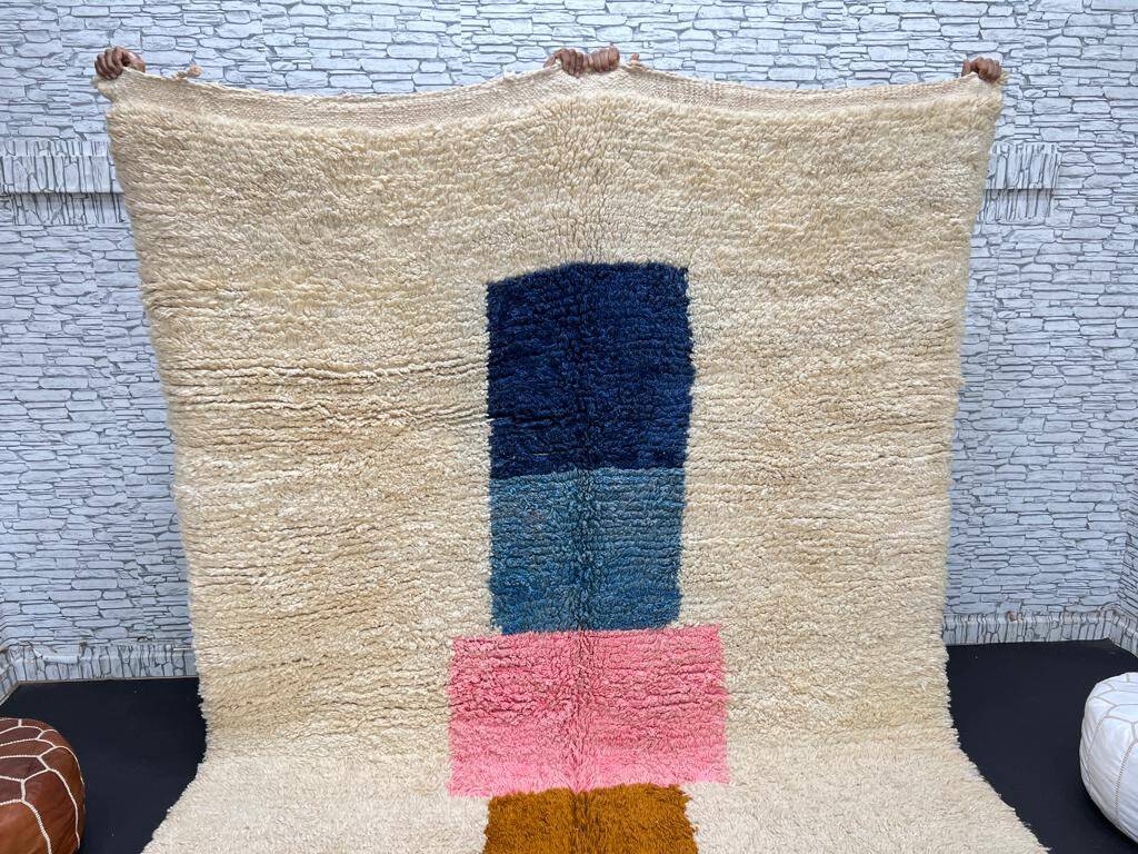 Traditional Moroccan Berber rug 3 x 2 m