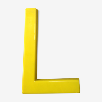 Lettre "L" vintage plexi jaune années 70