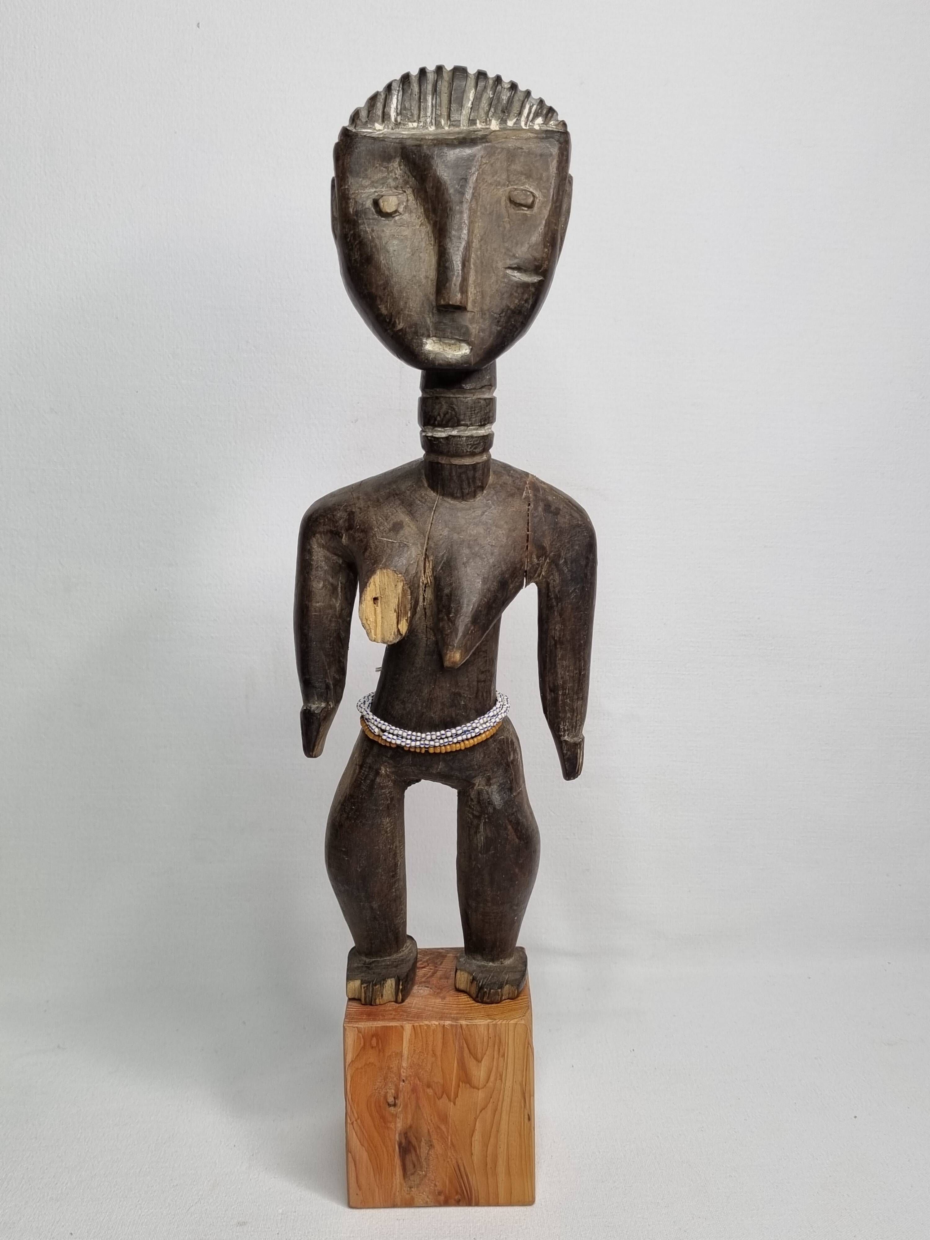 Koulango statuette, tribal art, Ivory Coast, carved wood, late 20th century