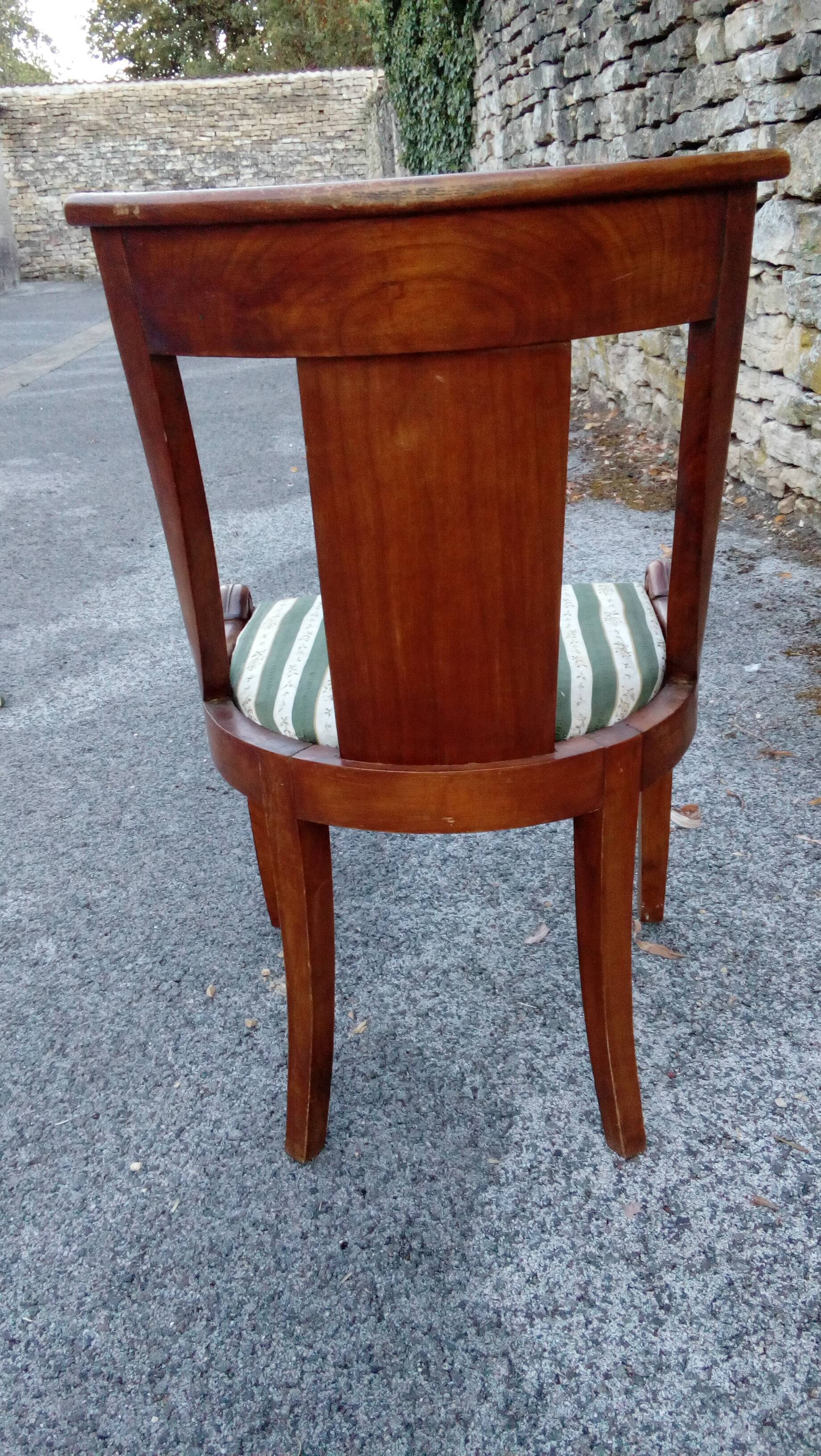 Suite of four mahogany gondola chairs