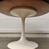 Round table tulip foot