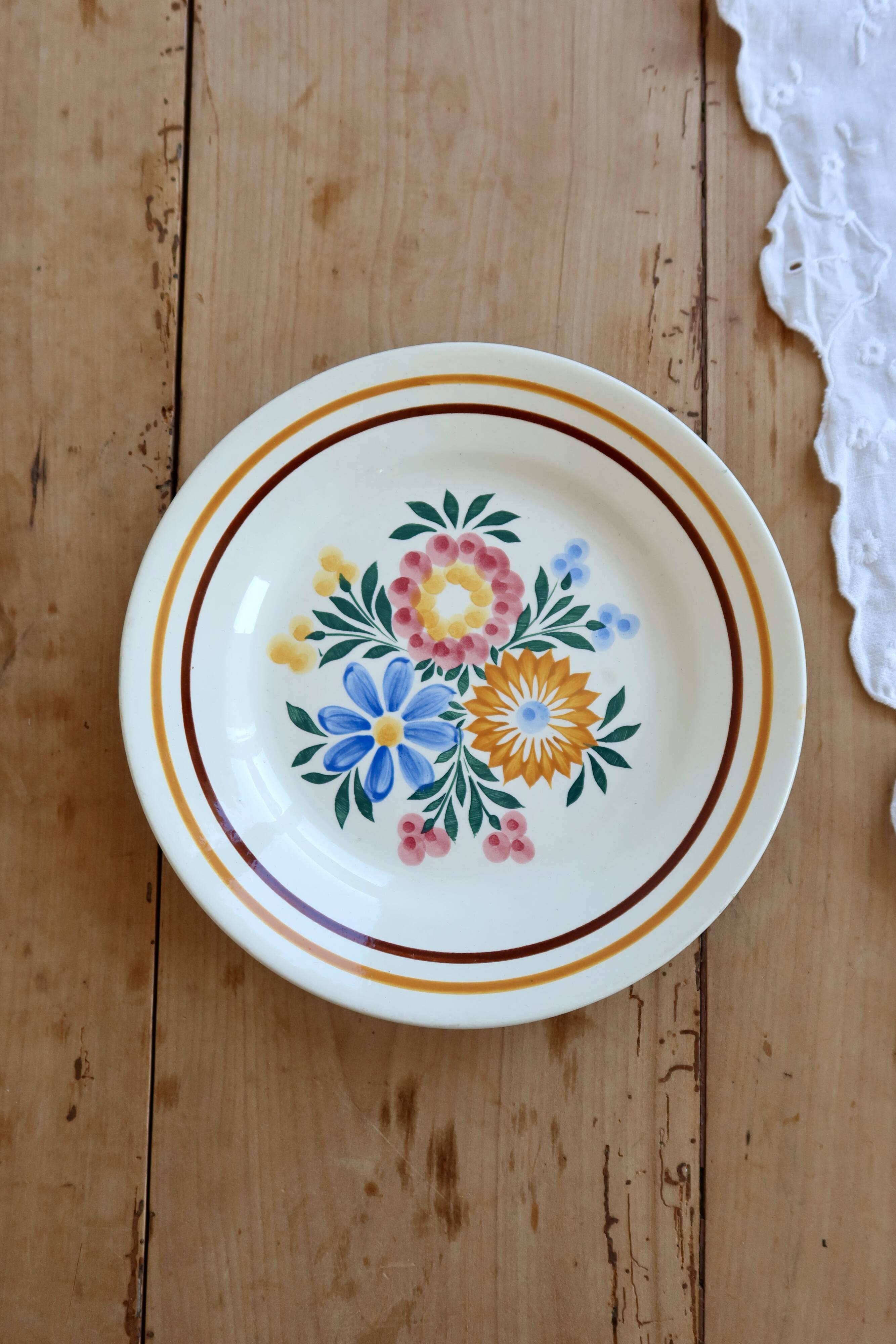 Vintage flat plate terre de fer Orsay model – Grands Magasins du Print